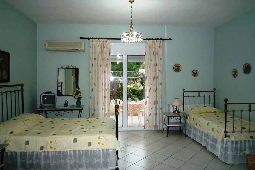 Kleidas Apartments Thymiana Номер фото